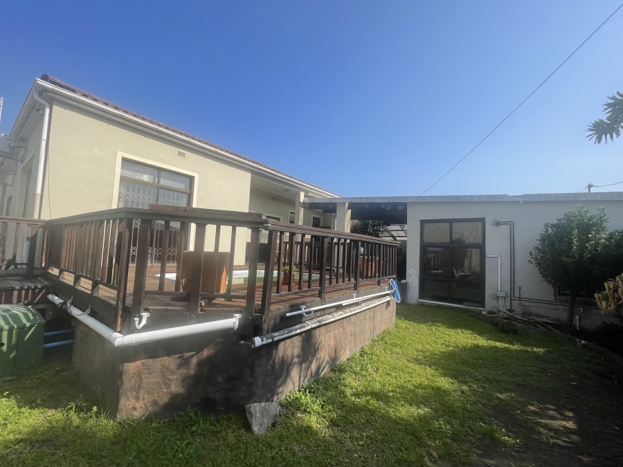 3 Bedroom Property for Sale in Quigney Eastern Cape